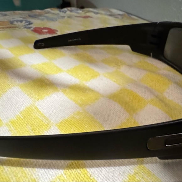 Oakley Sunglasses - Picture 5 of 5